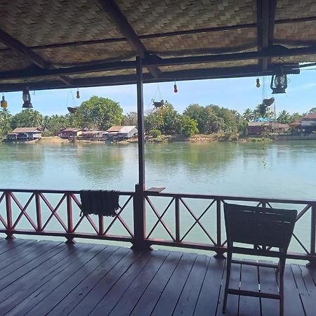 Friendship Guest House Ban Dondét Εξωτερικό φωτογραφία